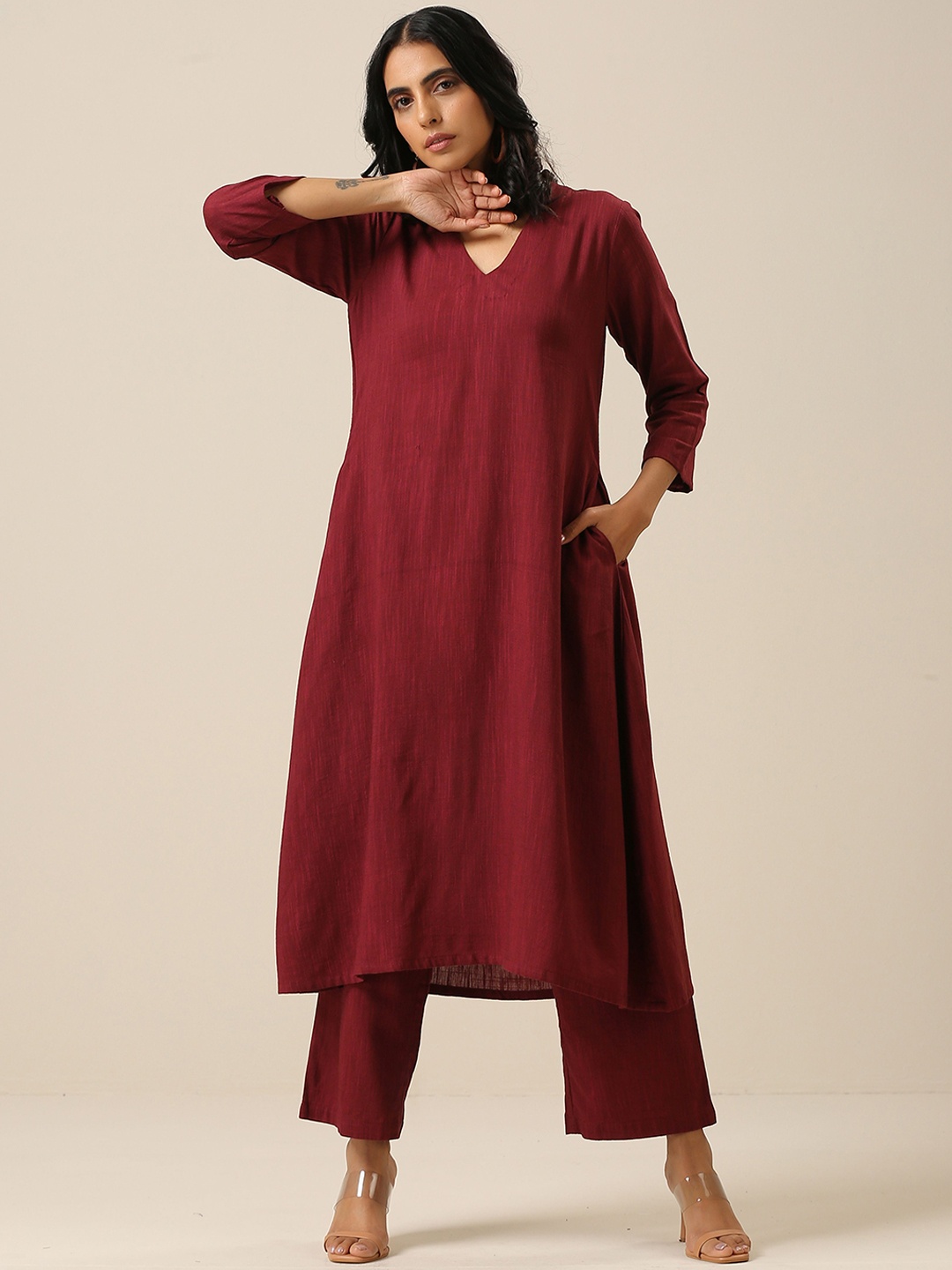 

trueBrowns Flared Hem A-Line Pure Cotton Kurta with Palazzos, Maroon