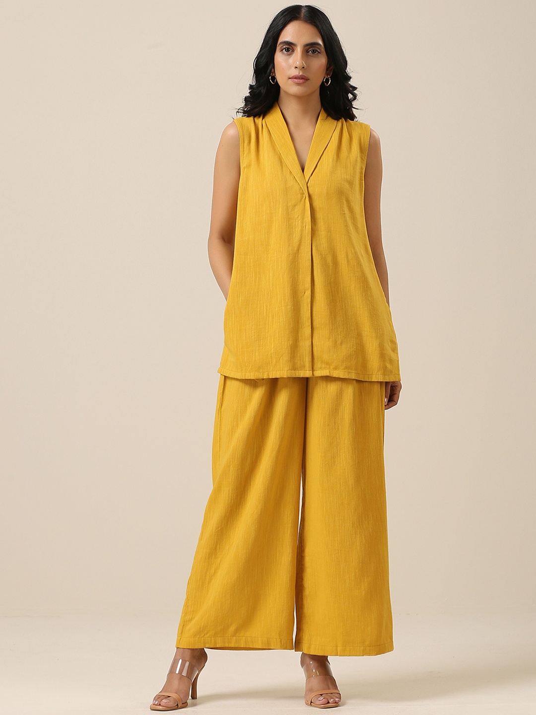 

trueBrowns Women Sleeveless Pure Cotton Jacket with Trousers, Mustard