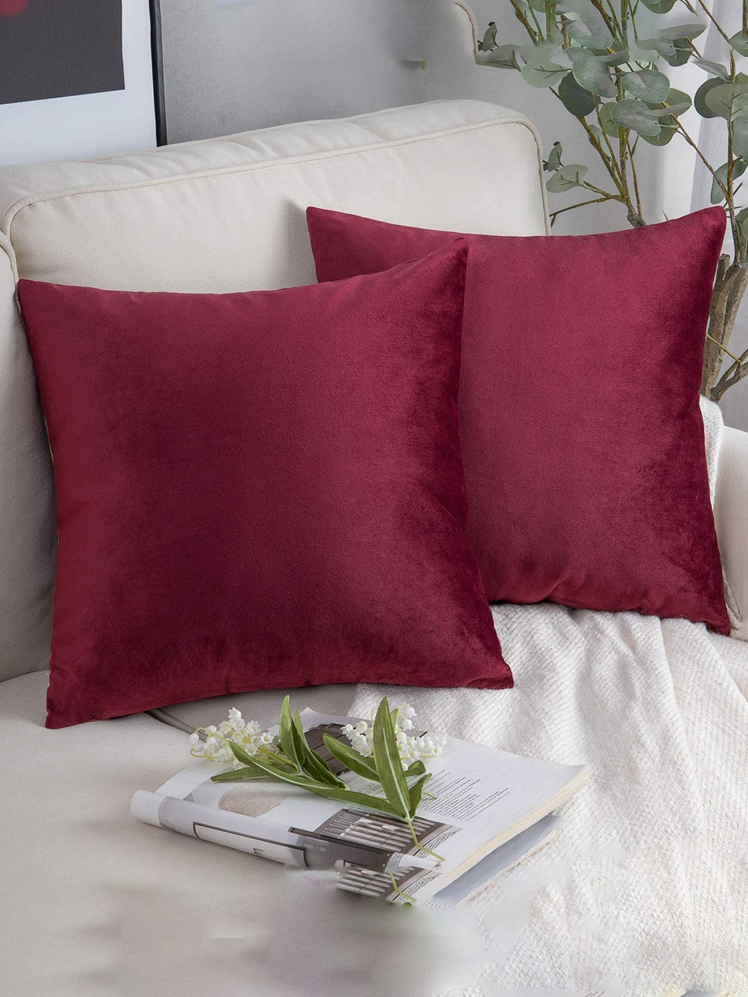 

CHANDERKASH Maroon 2 Pieces Velvet Square Cushion Covers