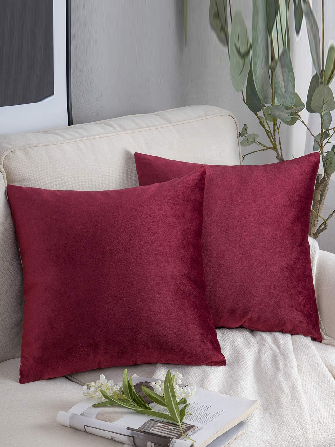

CHANDERKASH Maroon 2 Pieces Velvet Square Cushion Covers