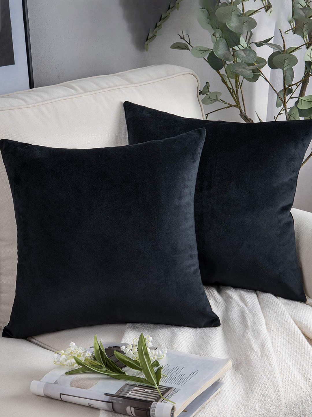 

CHANDERKASH Black 2 Pieces Velvet Square Cushion Covers