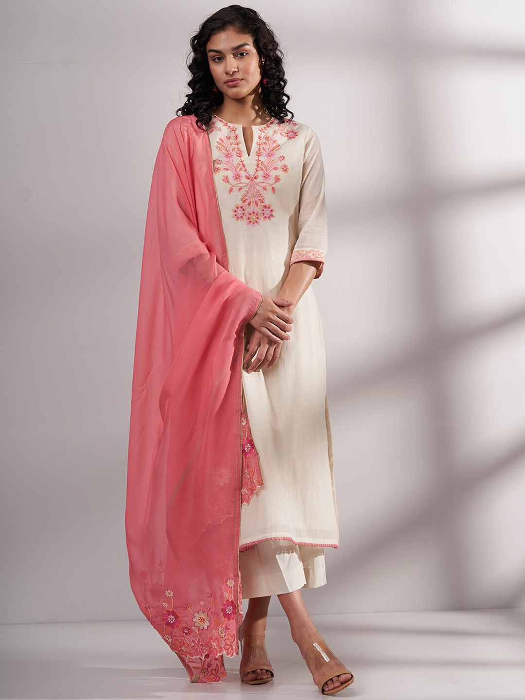 

Ganga Floral Thread Work Linen Kurta with Palazzos & Dupatta, White