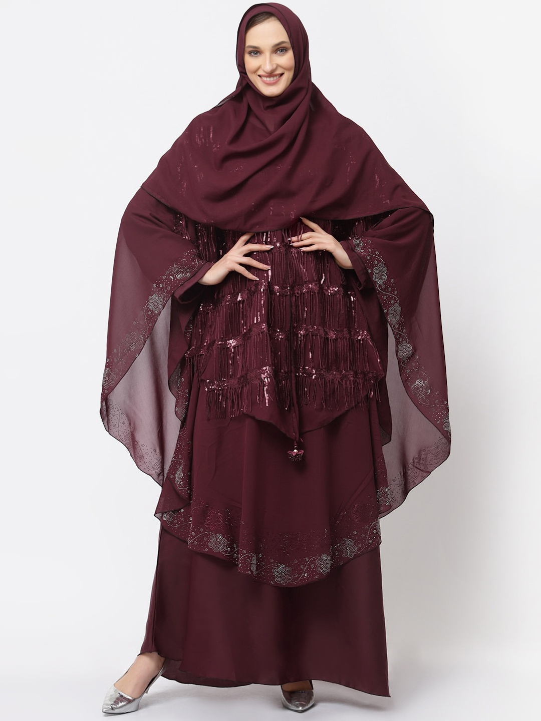 

KLOTTHE Embellished Round Neck Burqa With Scarf, Maroon