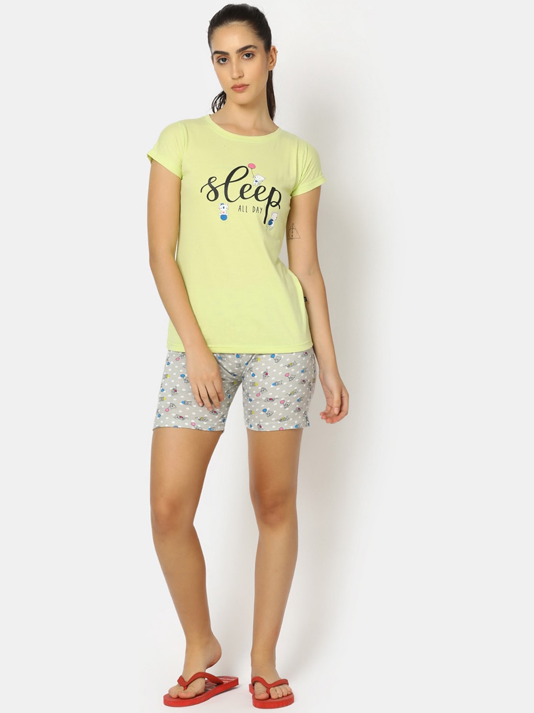 

V-Mart Typography Printed Pure Cotton Night Suit, Green