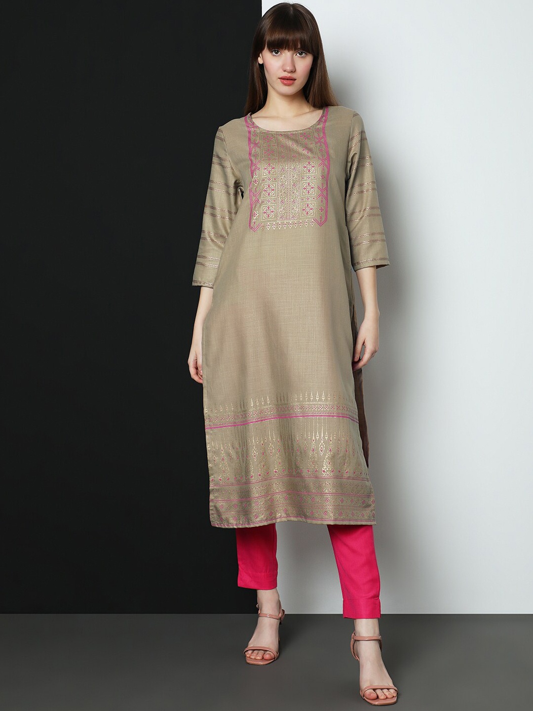 

Indifusion Ethnic Motifs Printed Straight Kurta, Beige