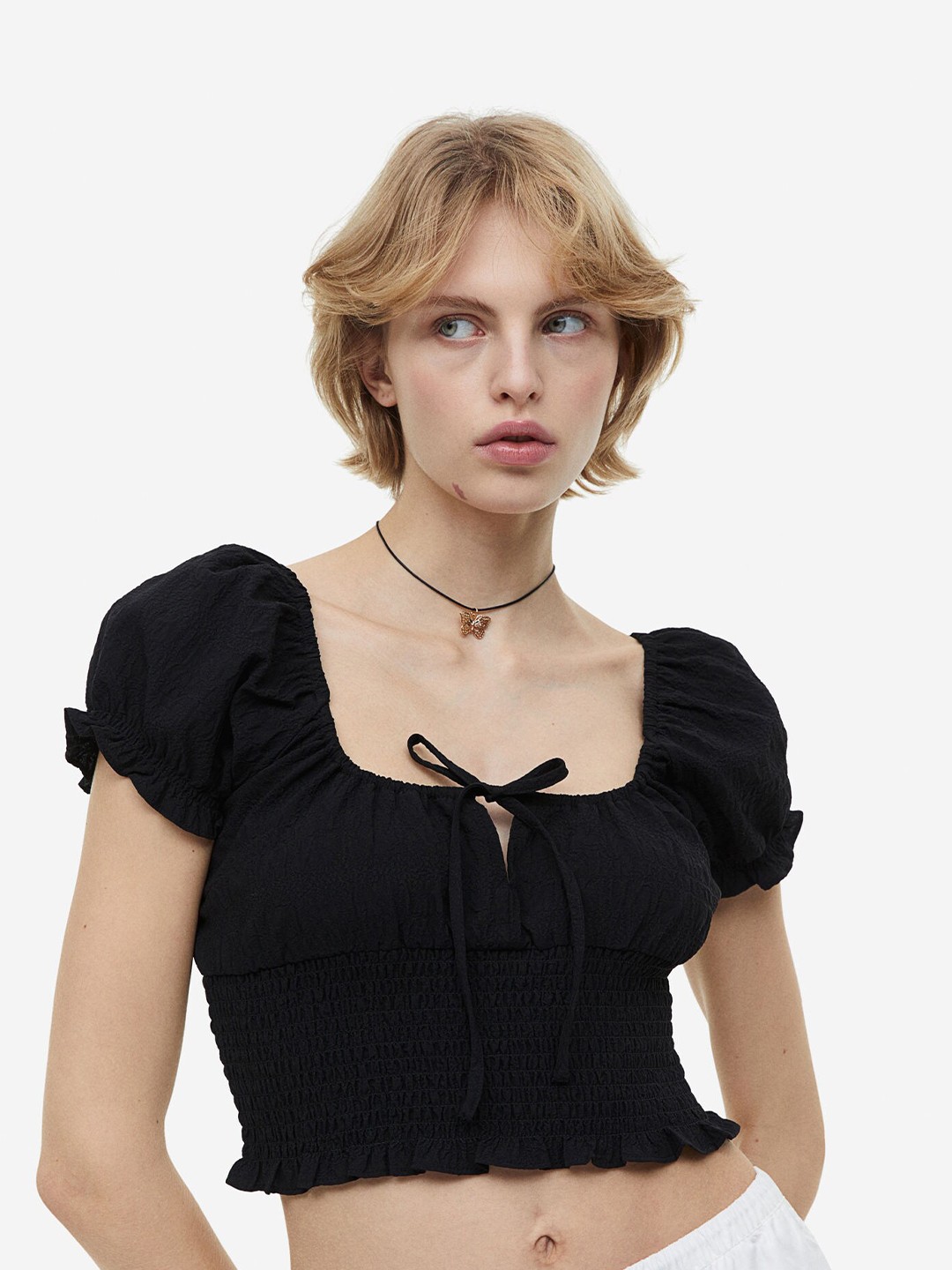 

H&M Woman Puff-sleeved smocked blouse, Black