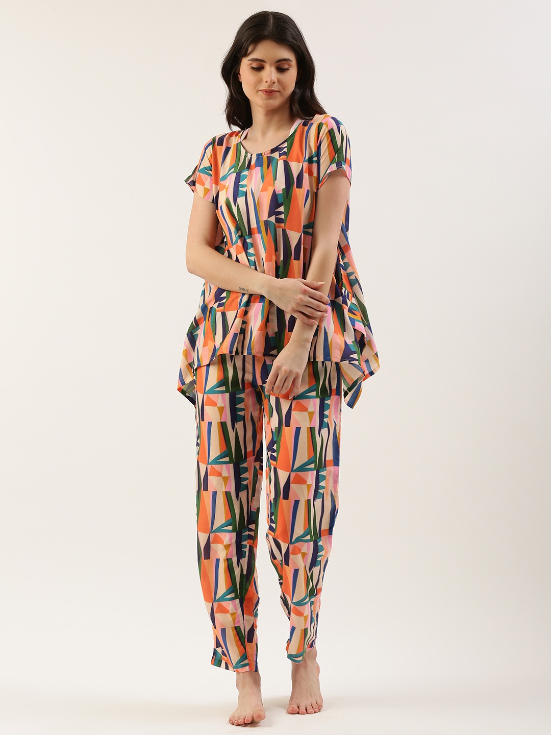 

Clt s Abstract Printed Night Suit, Multi