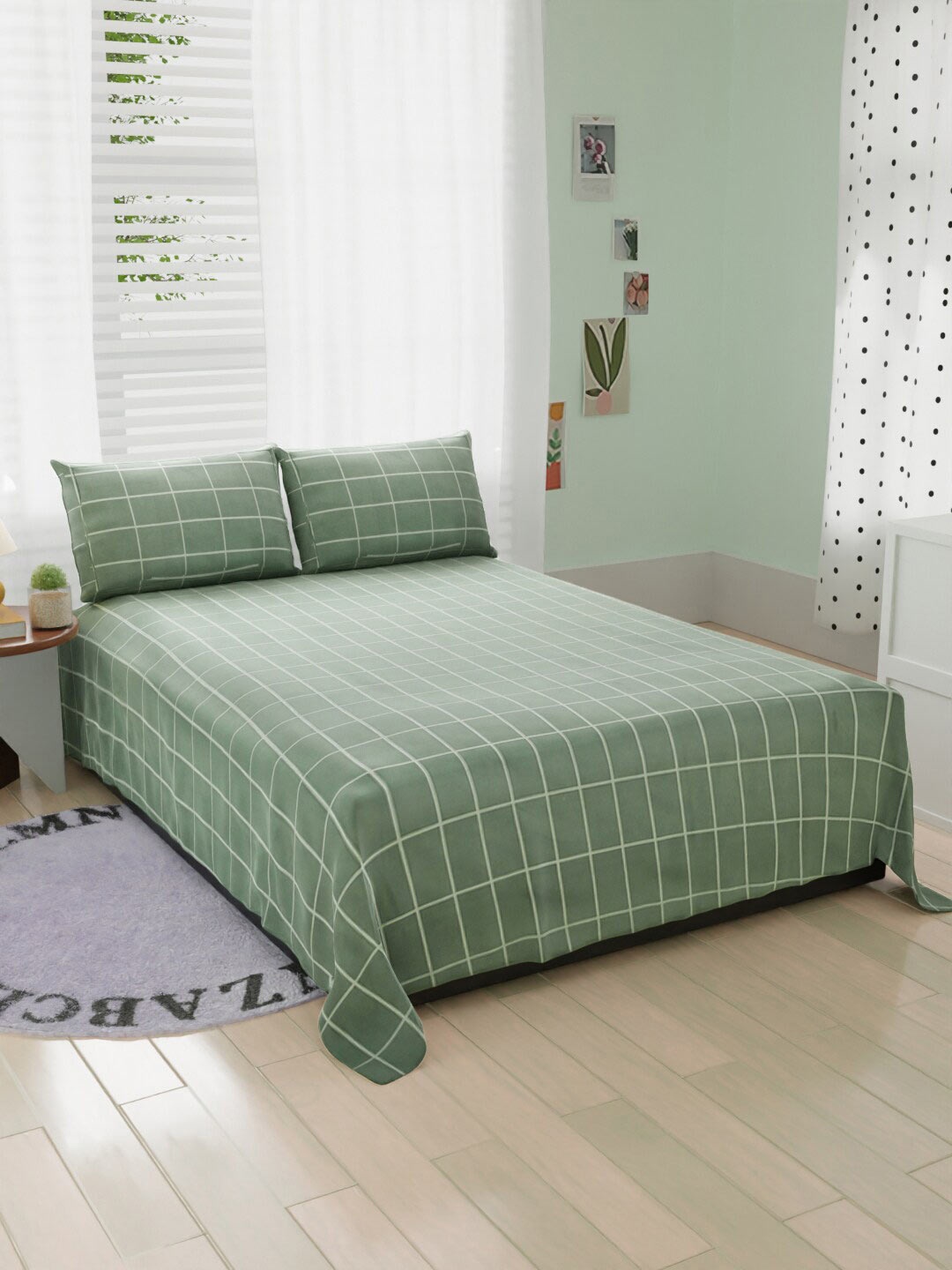 

BELVOSTUM Green & White Geometric Cotton 260 TC King Bedsheet with 2 Pillow Covers