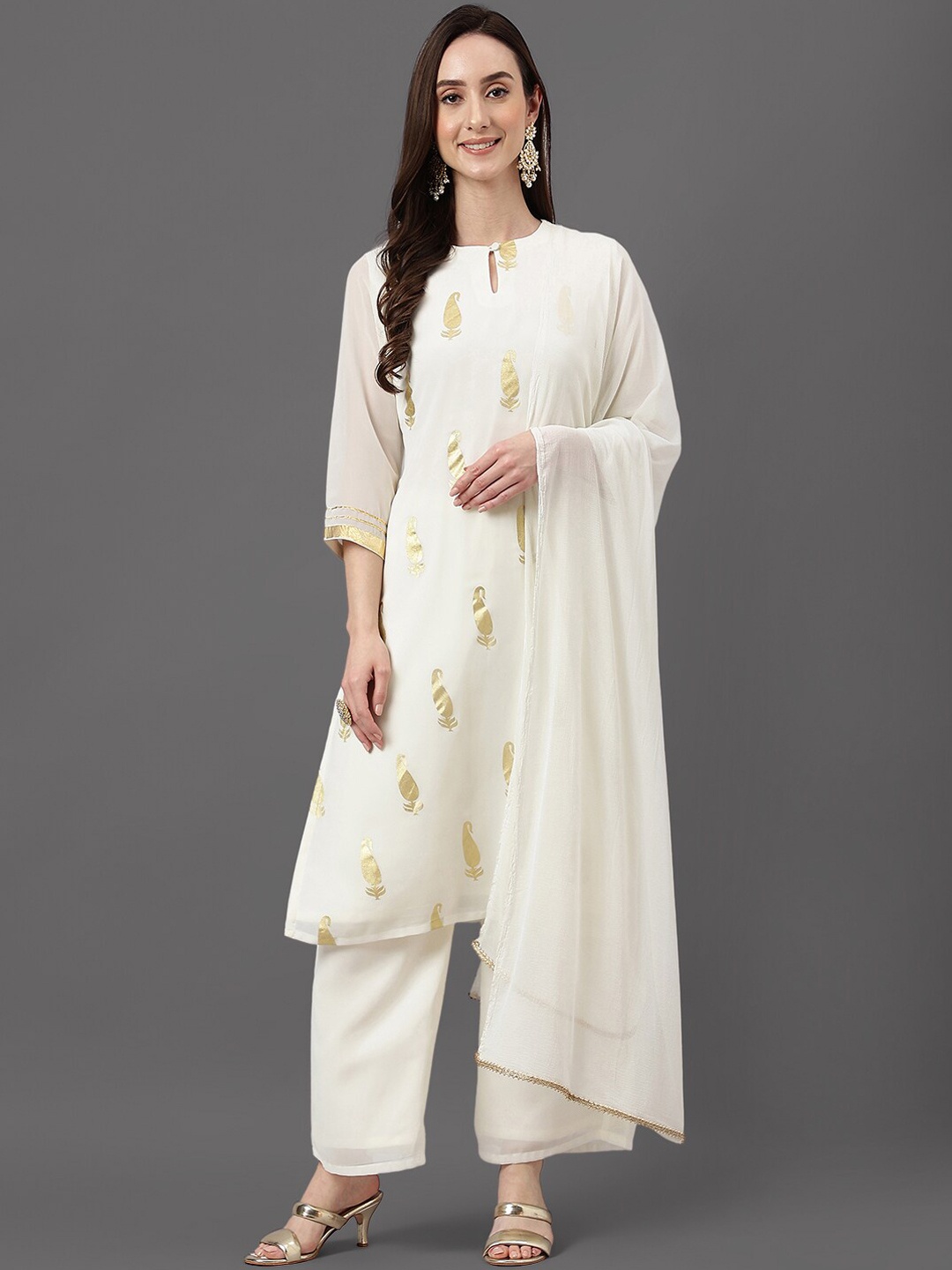 

Janasya Paisley Printed Keyhole Neck Kurta with Palazzos & Dupatta, Off white