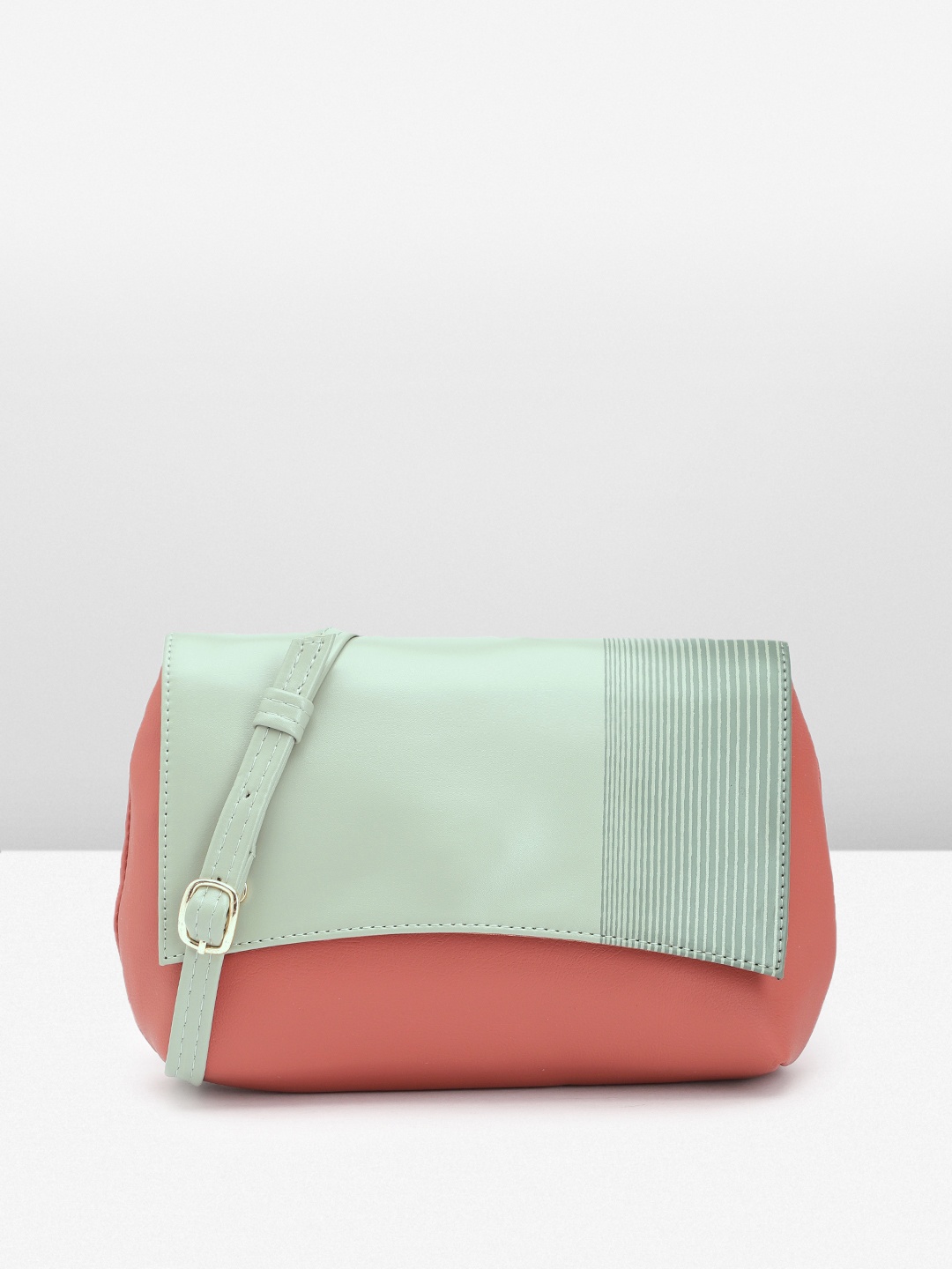 

Baggit Colourblocked Structured Sling Bag, Green