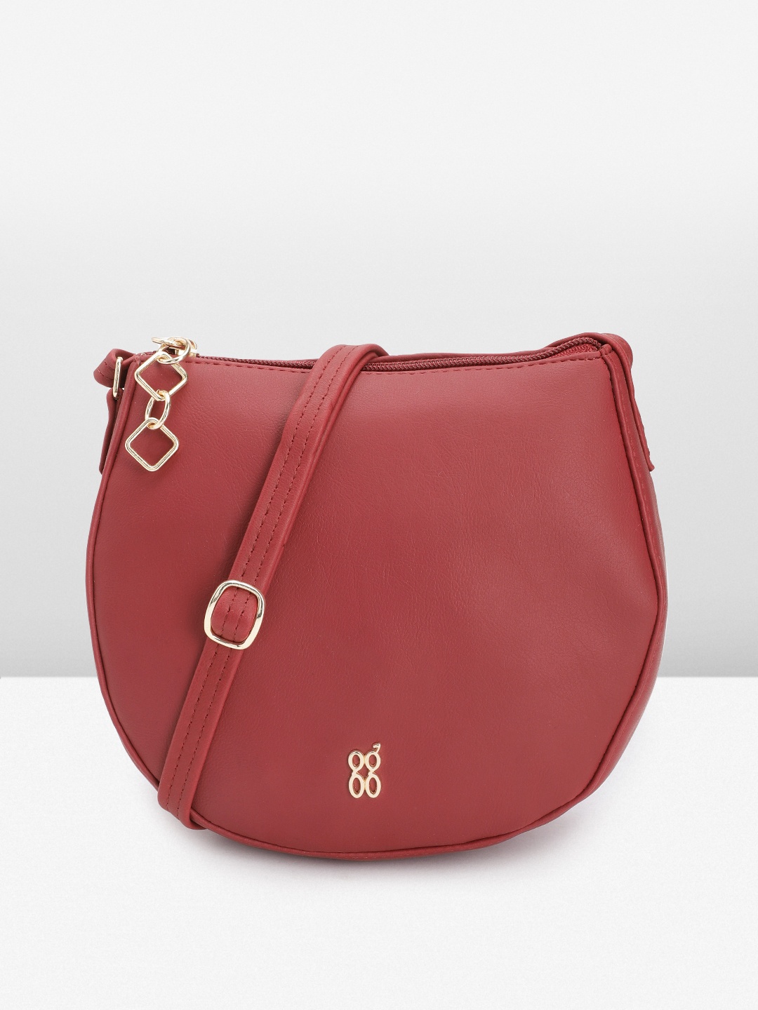 

Baggit Structured Sling Bag, Red