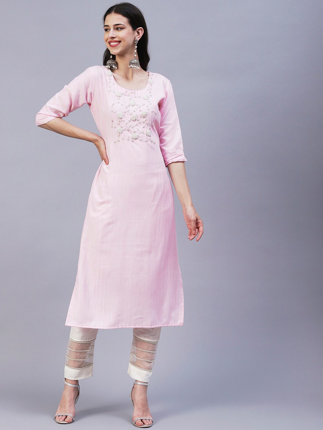 

FASHOR Women Yoke Design Thread Work Kurta, Pink