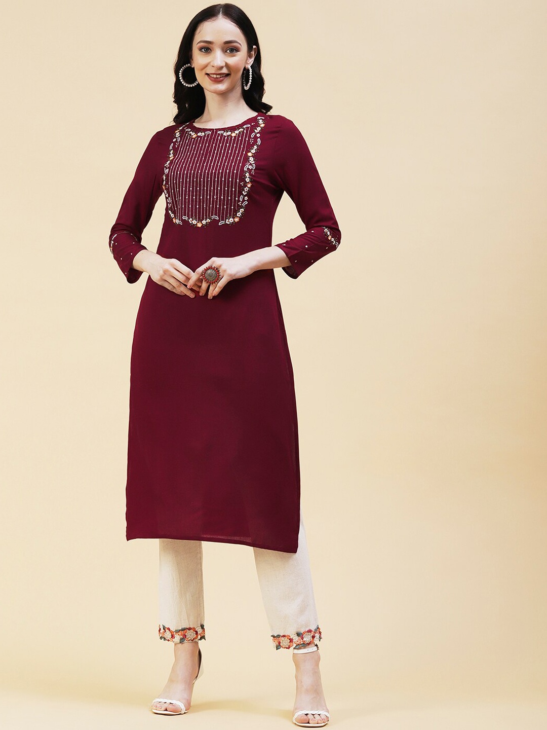 

FASHOR Floral Embroidered Sequinned Kurta, Maroon
