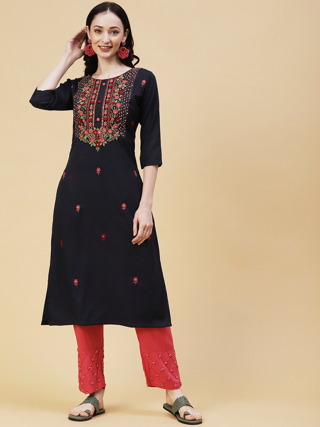 

FASHOR Floral Embroidered Sequinned Kurta, Navy blue