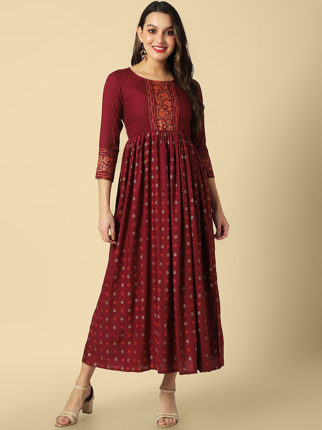

DAEVISH Women Floral Printed Anarkali Kurta, Maroon