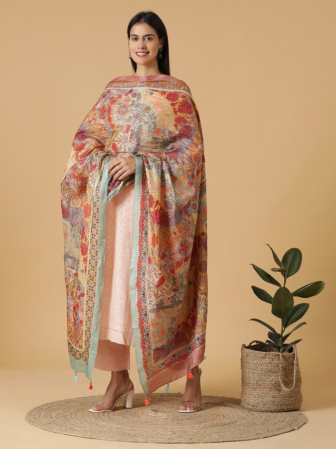 

SHINGORA Floral Woven Design Unstitched Dress Material, Pink