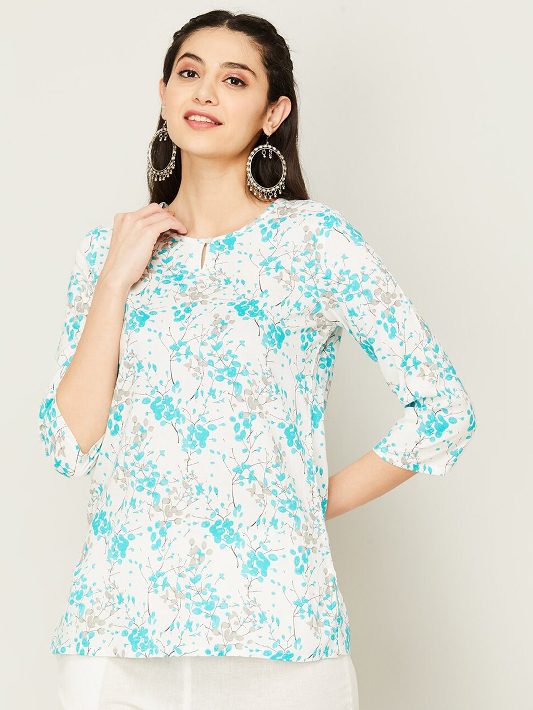 

Melange by Lifestyle Keyhole Neck Floral Printed Straight Kurti, White