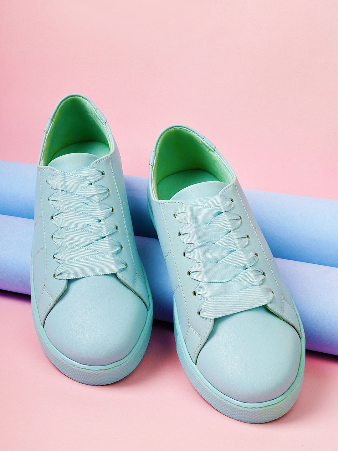 

Tokyo Talkies Women Comfort Insole Basics Sneakers, Blue