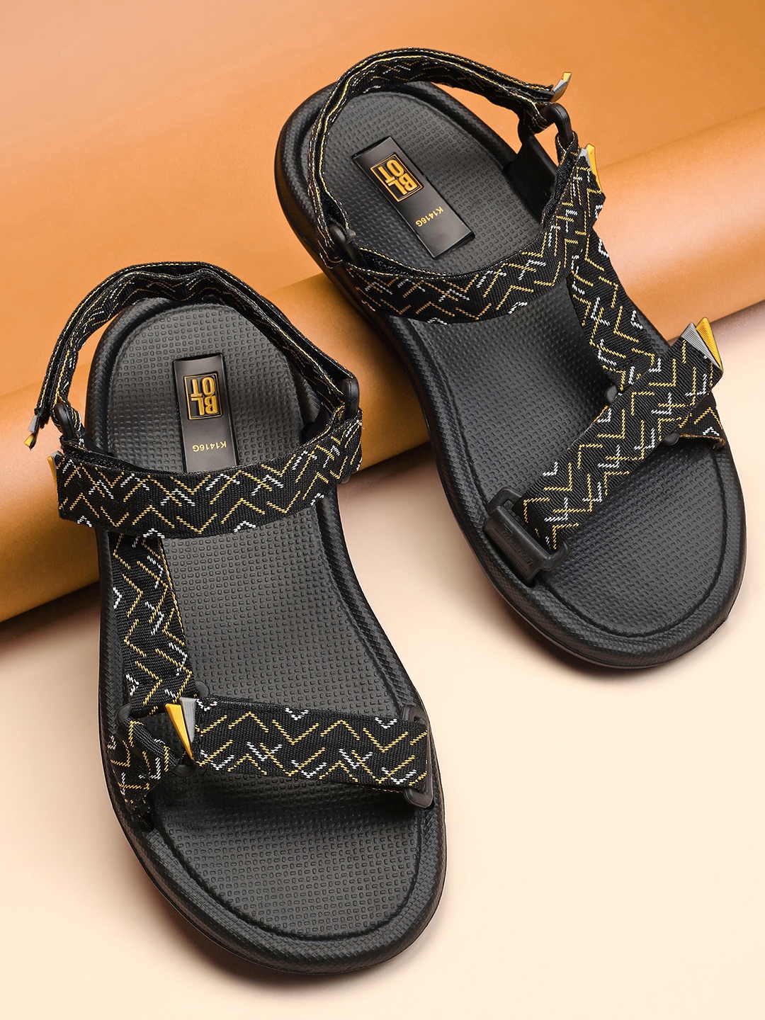 

Paragon Men Lightweight Velcro Closure Sport Sandals, Black