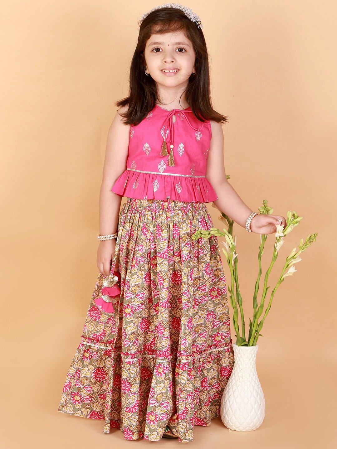 

LIL DRAMA Girls Printed Ready to Wear Lehenga & Choli, Pink