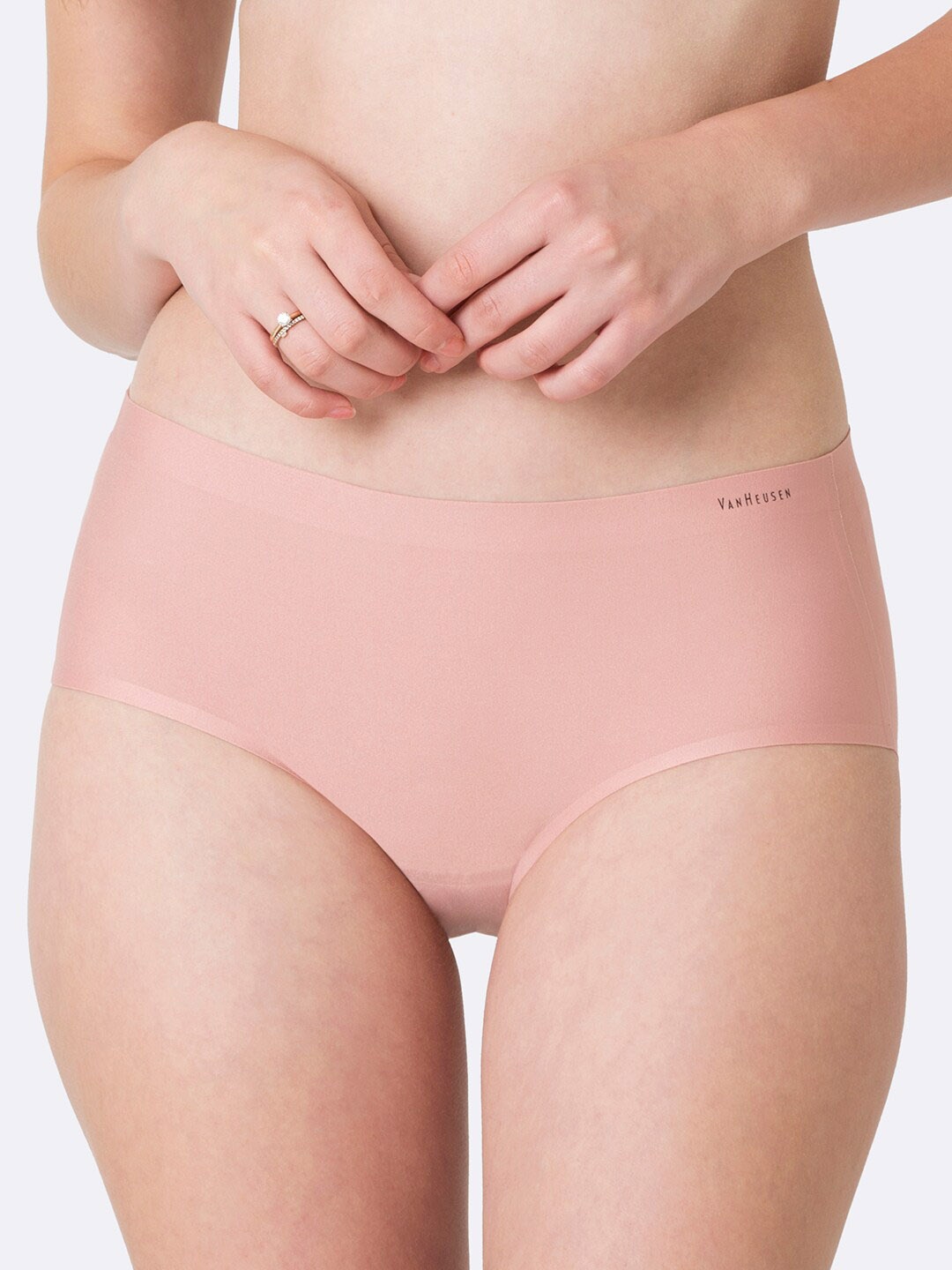 

Van Huesen Women Solid Invisilite Hipster Briefs With Easy Stain Release Gusset, Nude