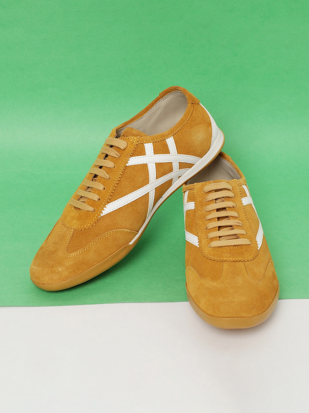 

Forca by Lifestyle Men Striped Leather Sneakers, Mustard