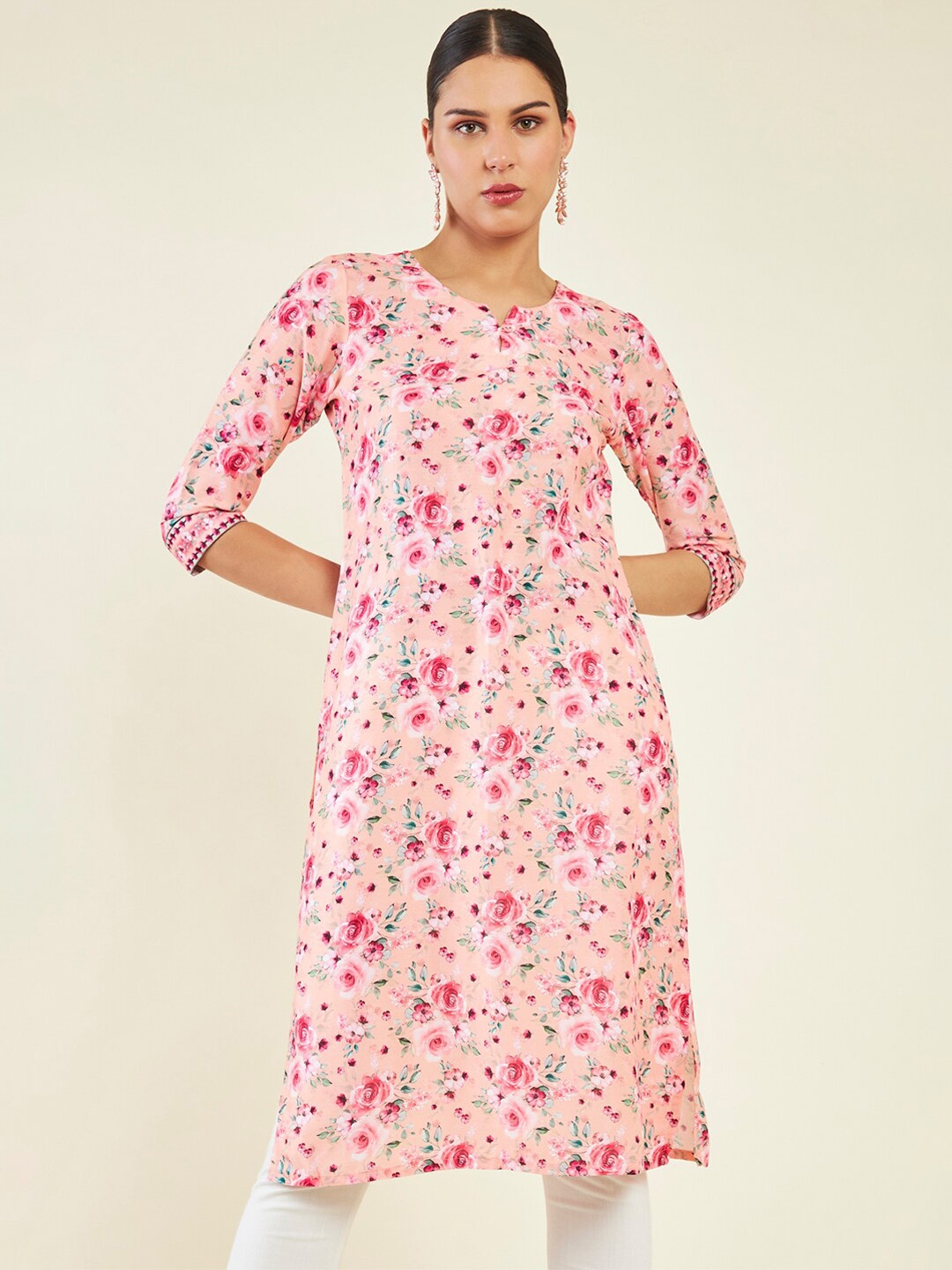 

Soch Floral Printed Round Neck Crepe Kurta, Peach