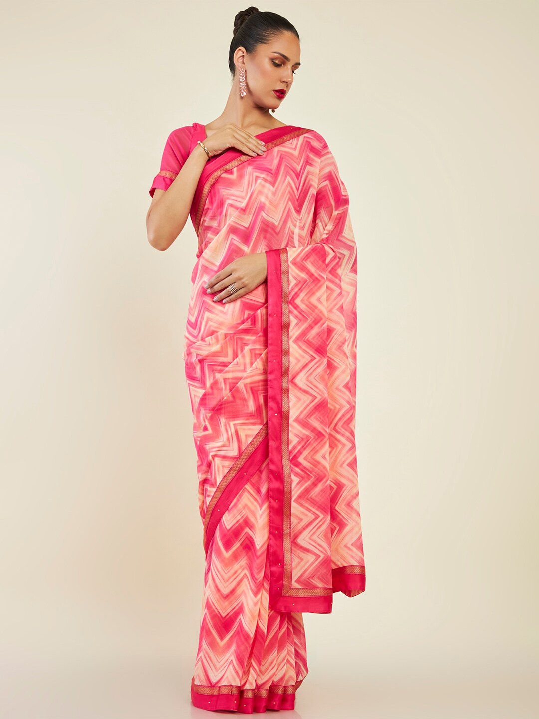 

Soch Cheveron Printed Saree, Coral