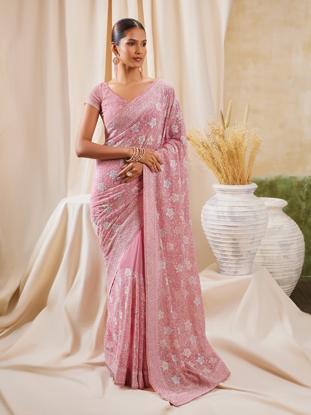 

Soch Floral Embroidered Pure Georgette Saree, Pink