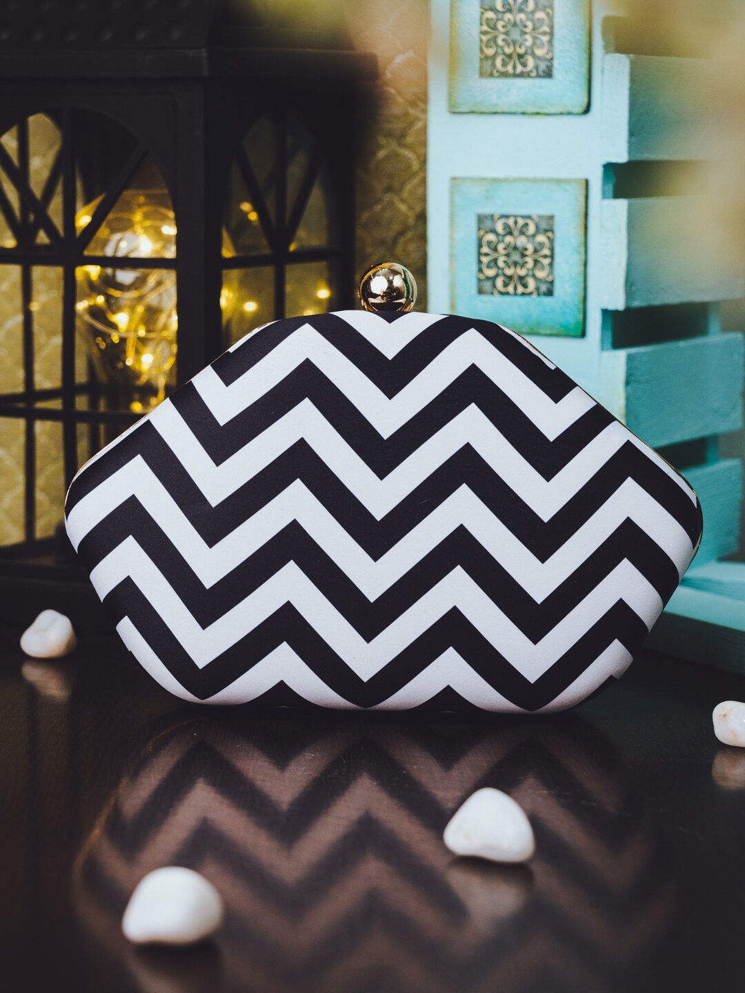 

NR By Nidhi Rathi Printed Box Clutch, Black