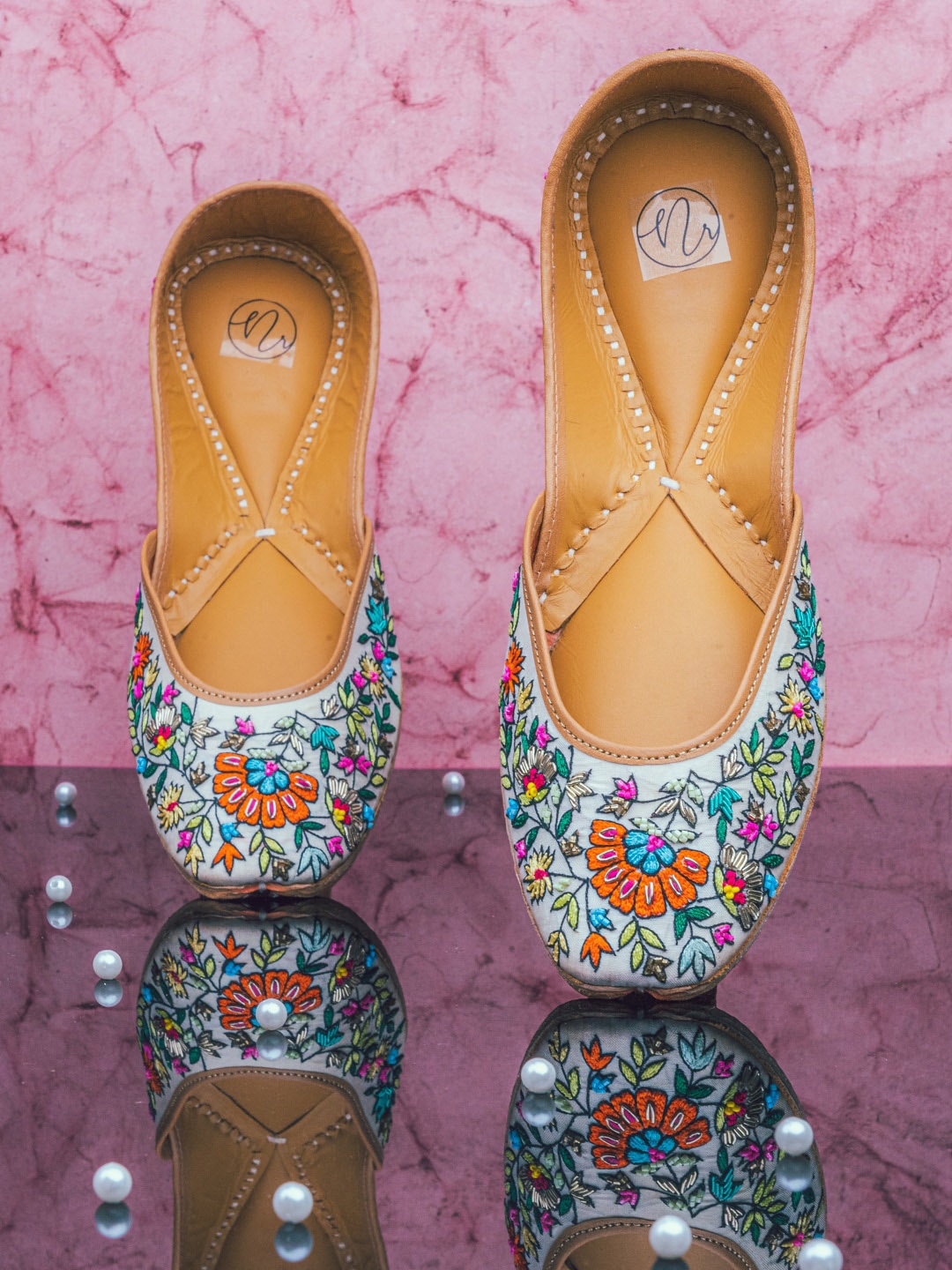 

NR By Nidhi Rathi Women Embroidered Leather Ethnic Mojaris, White