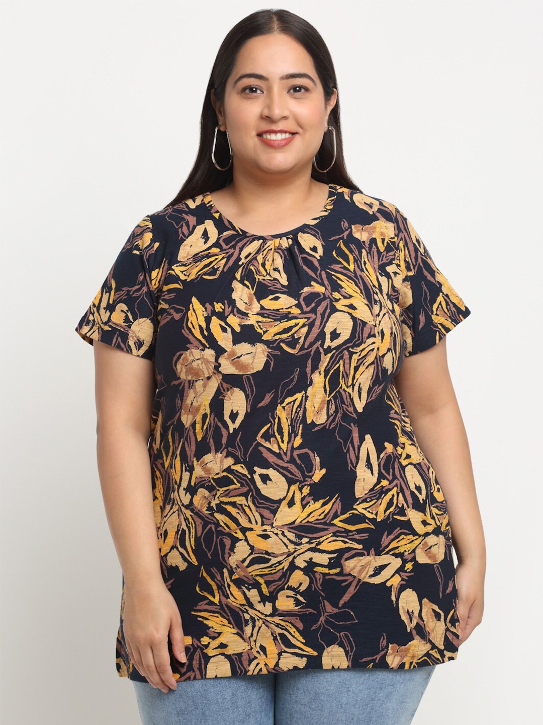 

plusS Plus Size Abstract Printed Casual Cotton T-shirt, Navy blue