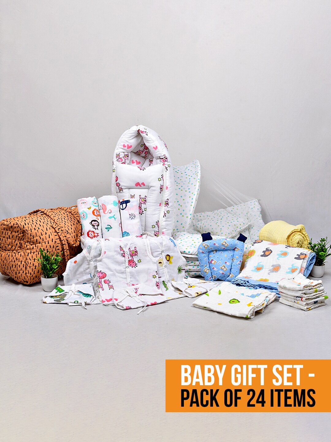 

Moms Home Infants 24 Pcs Printed Organic Cotton Baby Apparel Gift Set, White