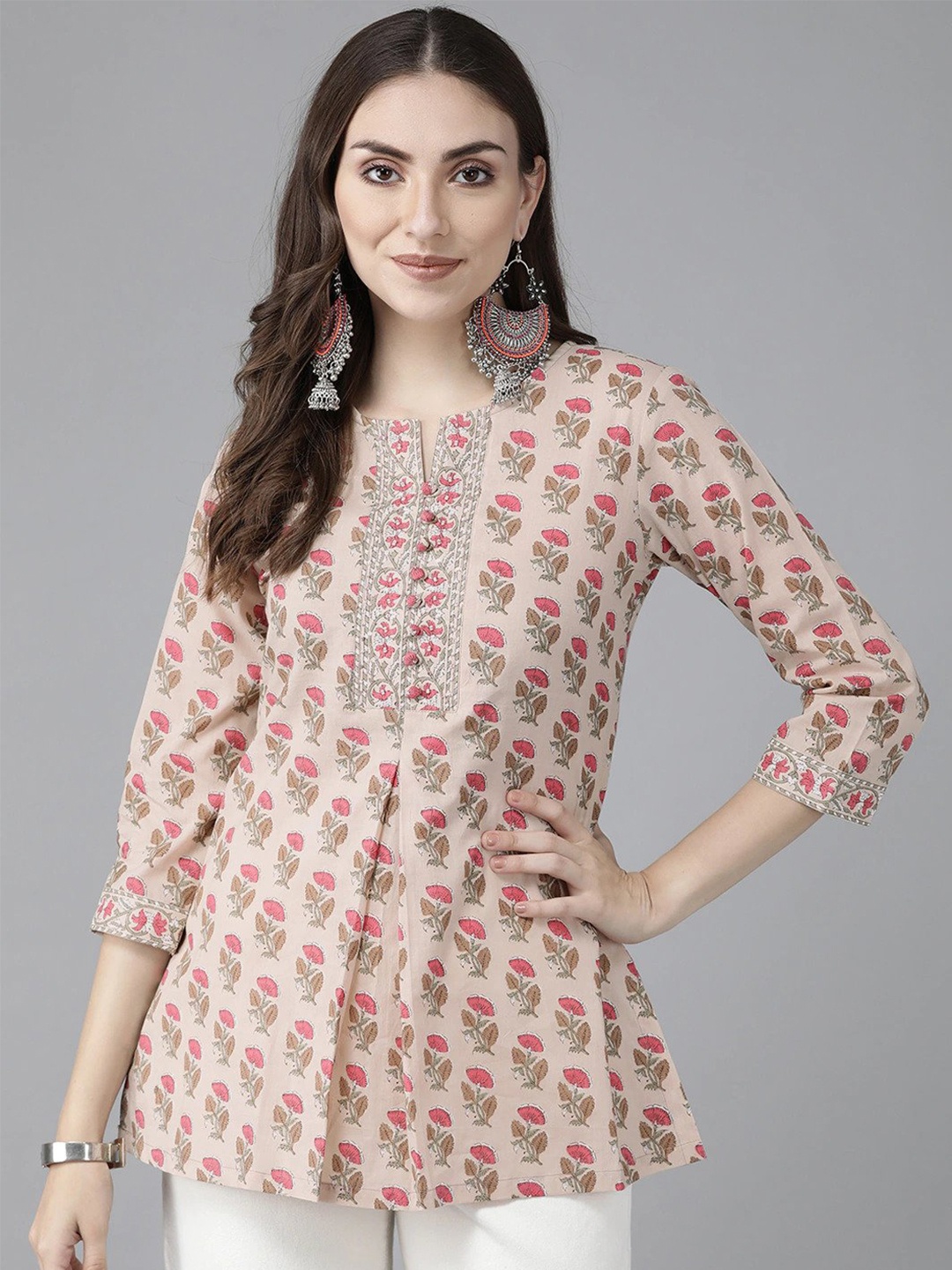 

Rain & Rainbow Notch Neck Floral Printed Sequinned Pure Cotton A-Line Kurti, Peach
