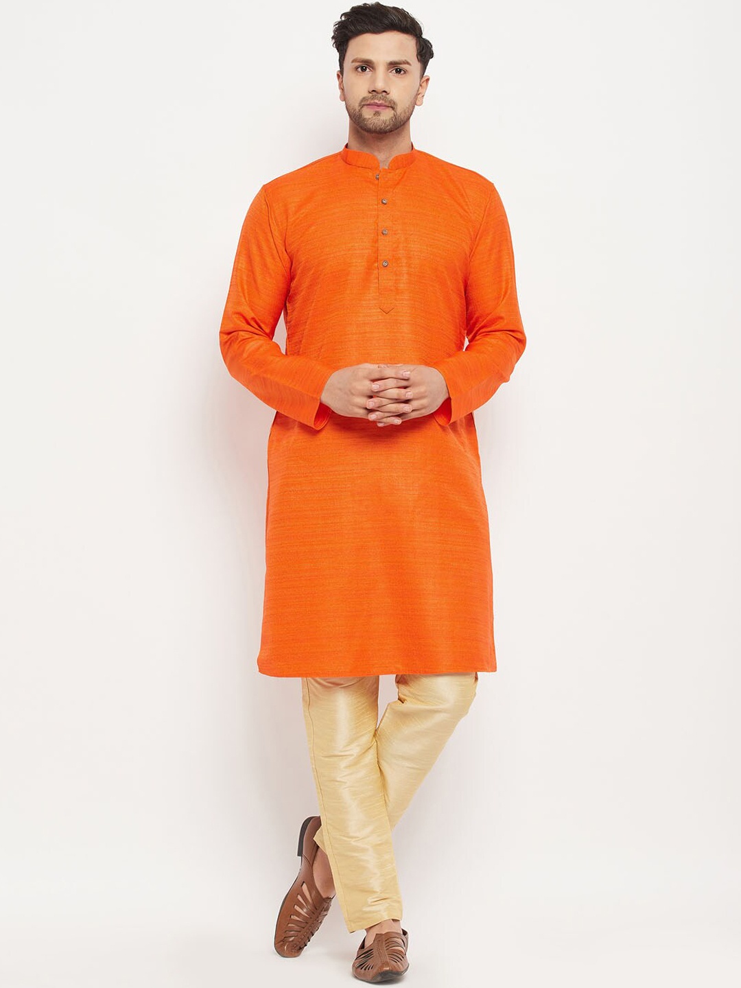 

VASTRAMAY Mandarin Collar Straight Kurta with Pyjamas, Orange