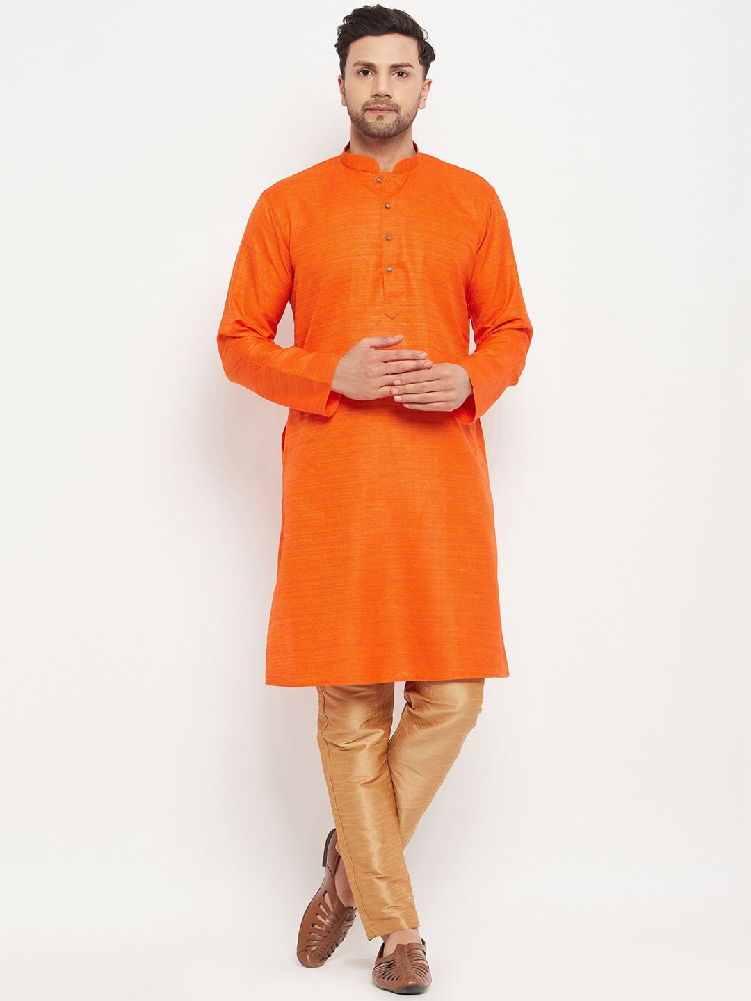 

VASTRAMAY Mandarin Collar Straight Kurta With Pyjamas, Orange