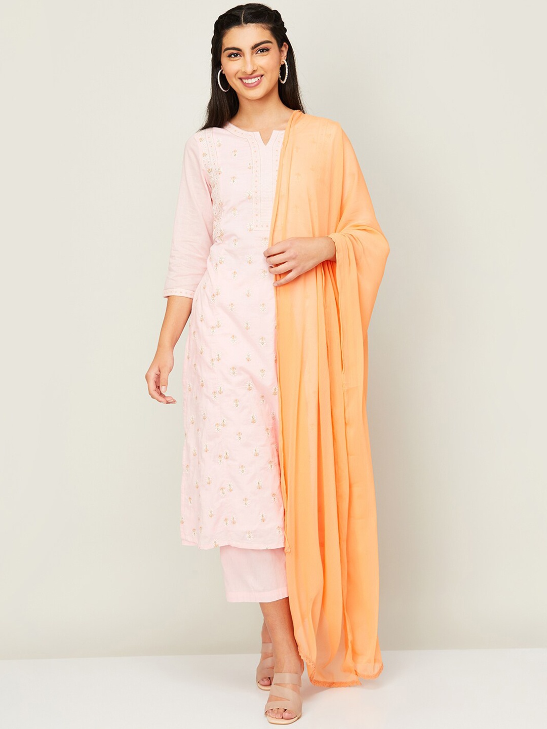 

Melange by Lifestyle Women Pink Floral Embroidered Thread Work Pure Cotton Kurta with Trousers & With