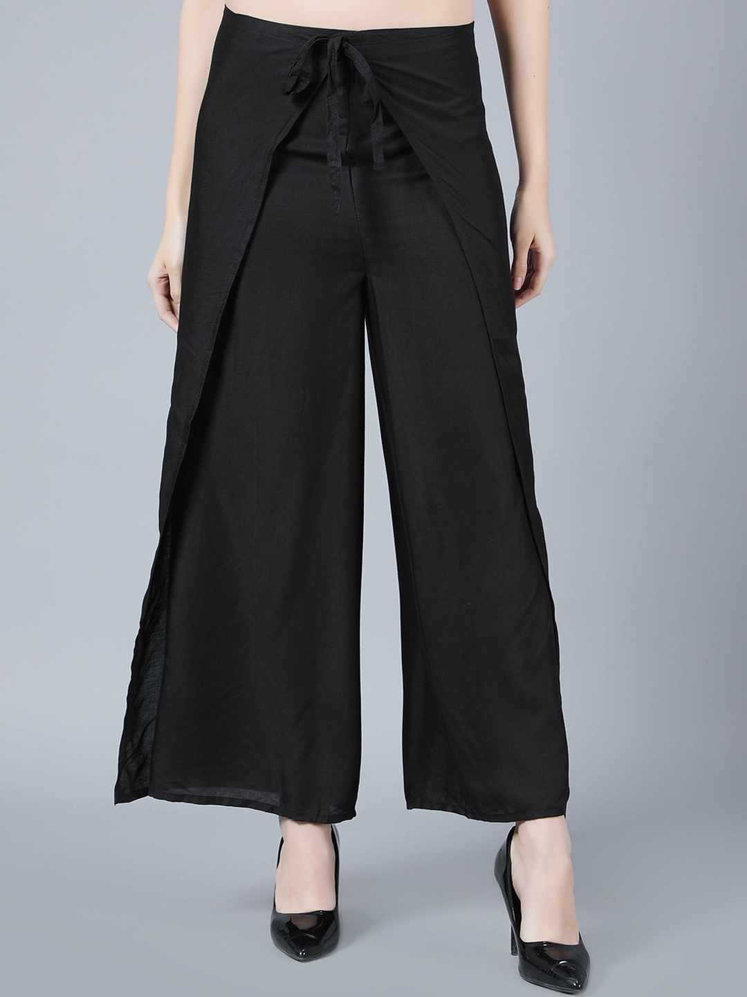 

Aditi Wasan Women Relaxed Flared Mid-Rise Cotton Parallel Trousers, Black