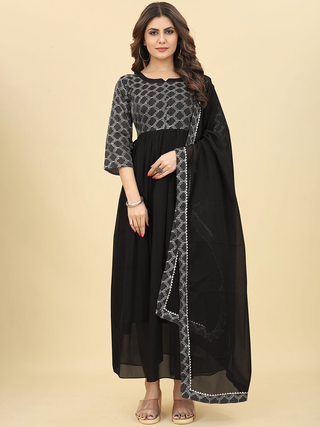 

KALINI Geometric Printed Kurta With Legging & Dupatta, Black