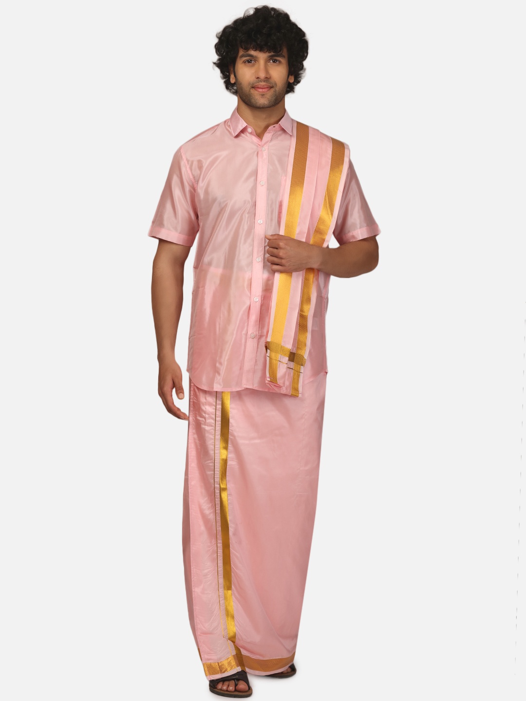 

Sethukrishna Men Ethnic Vesti & Shirt with Angavastram Set, Pink