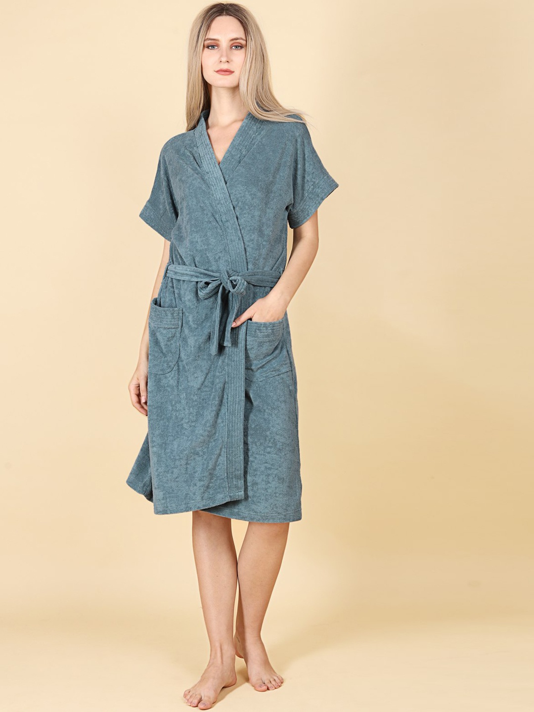 

ASPORA 260 GSM Terry Cotton Bath Robe, Grey