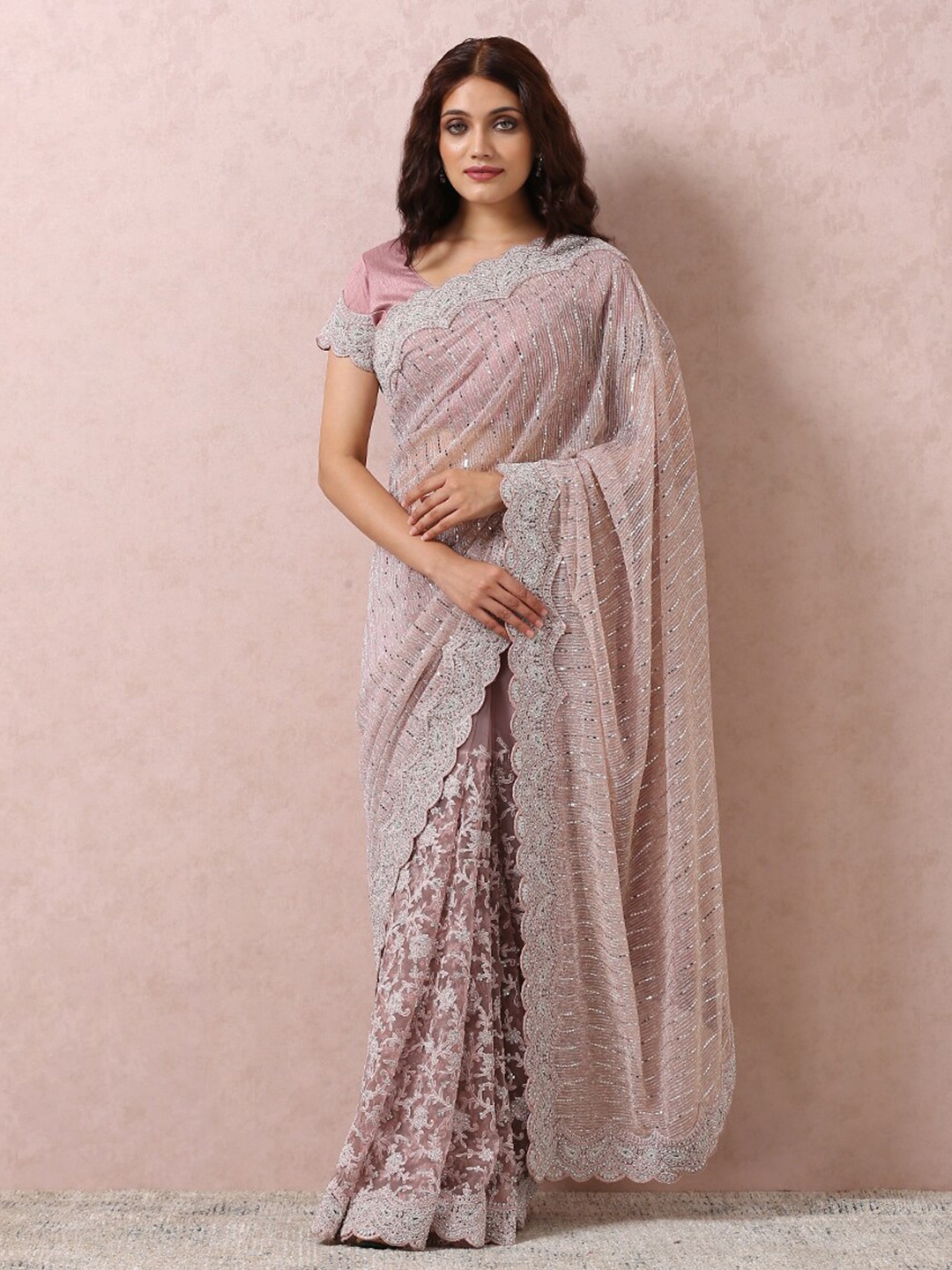 

MOHEY Embellished Embroidered Net Saree, Purple