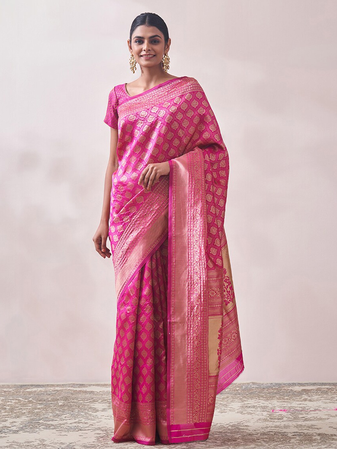 

MOHEY Ethnic Motifs Woven Design Zari Art Silk Saree, Pink