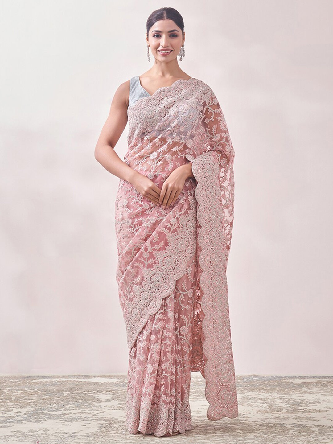 

MOHEY Floral Embroidered Net Saree, Pink