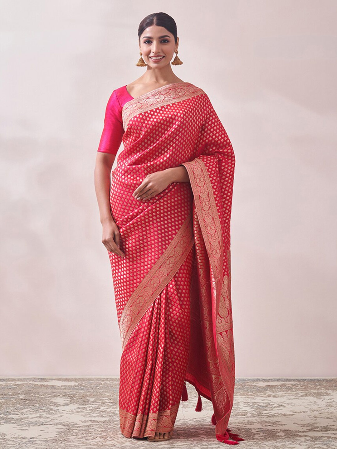 

MOHEY Ethnic Motif Woven Design Zari Saree, Pink