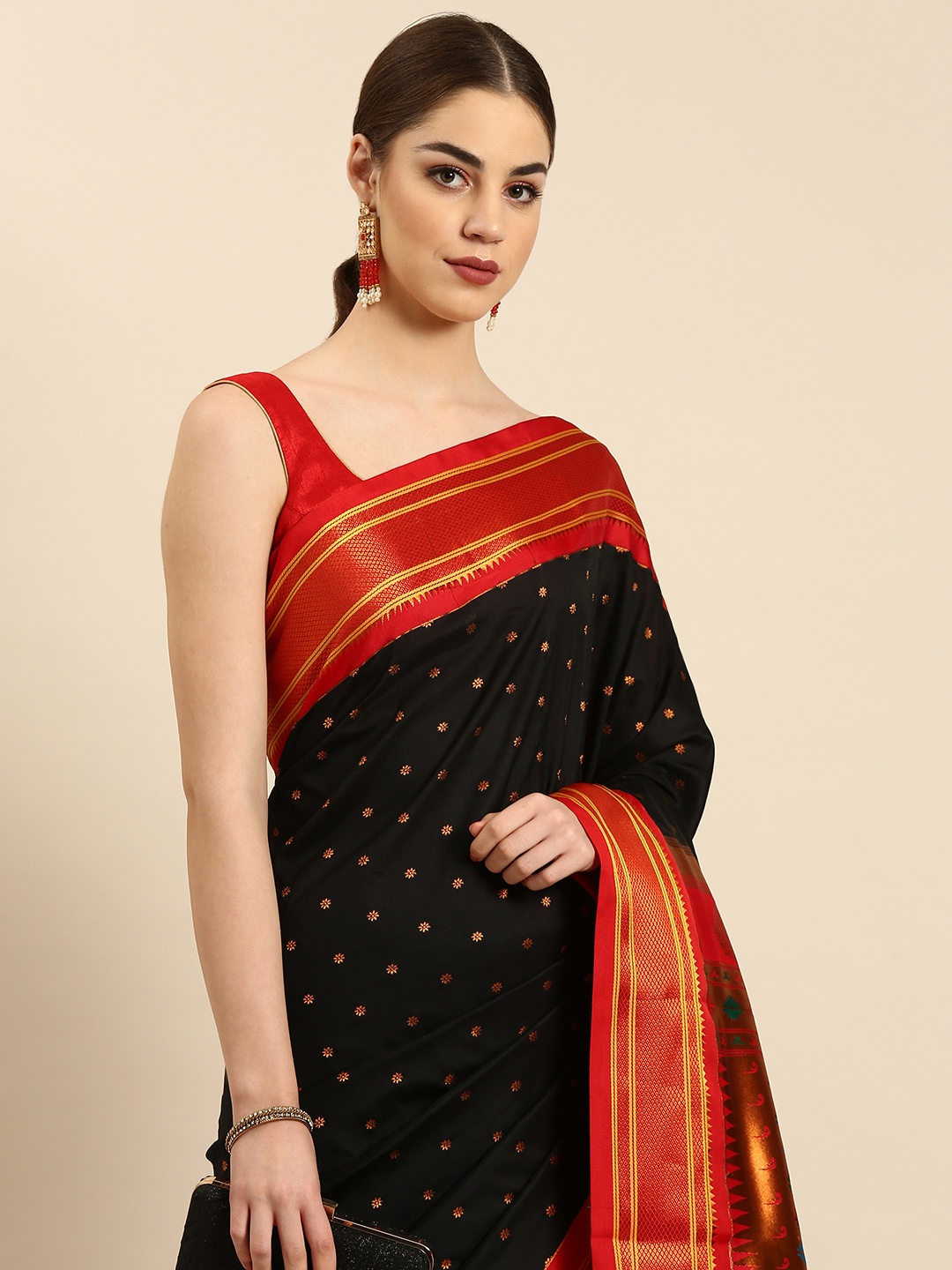 

Varkala Silk Sarees Black & Red Ethnic Motifs Zari Silk Blend Paithani Saree
