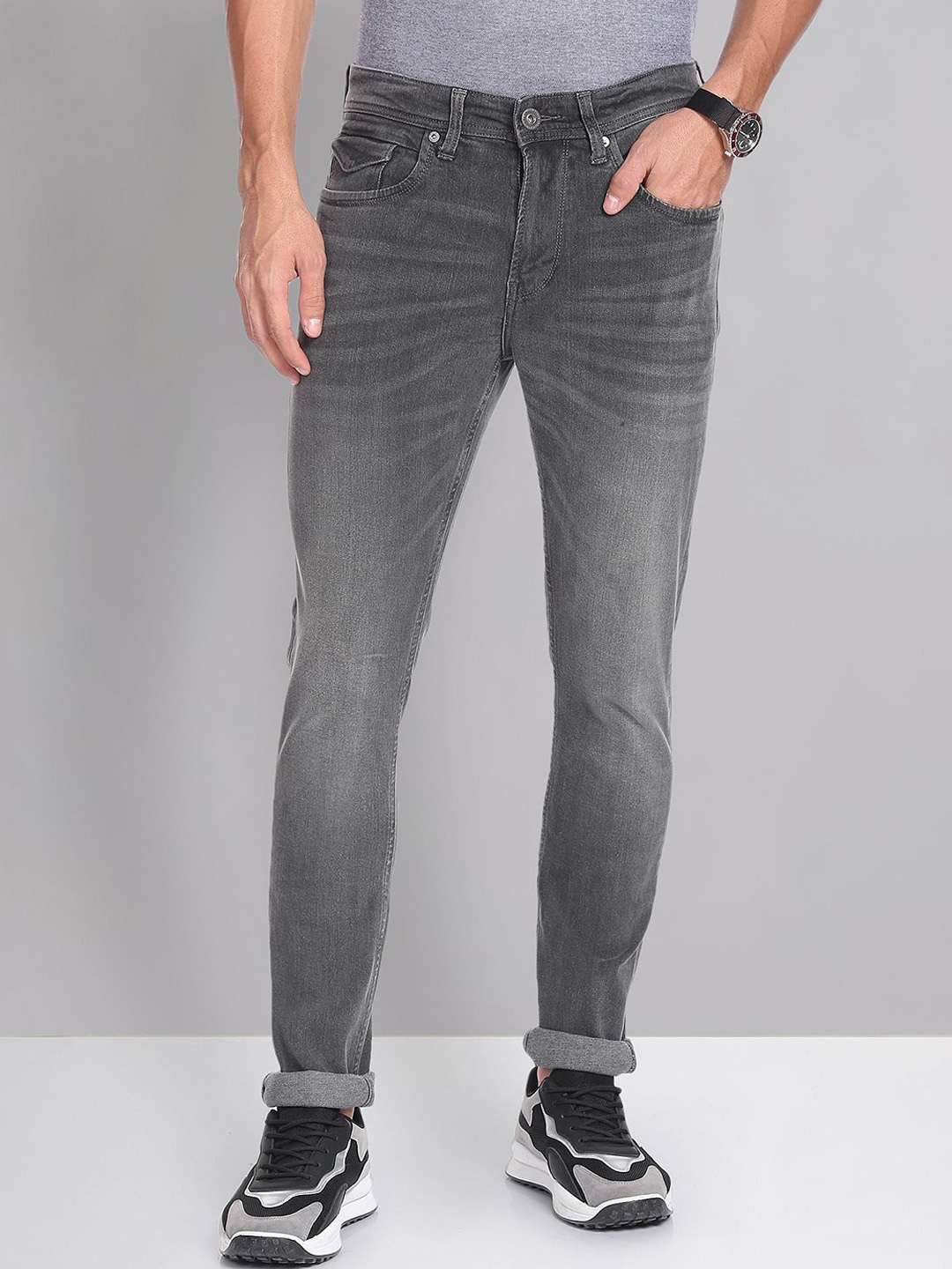 

AD By Arvind Men Slim Fit Light Fade Stretchable Jeans, Grey