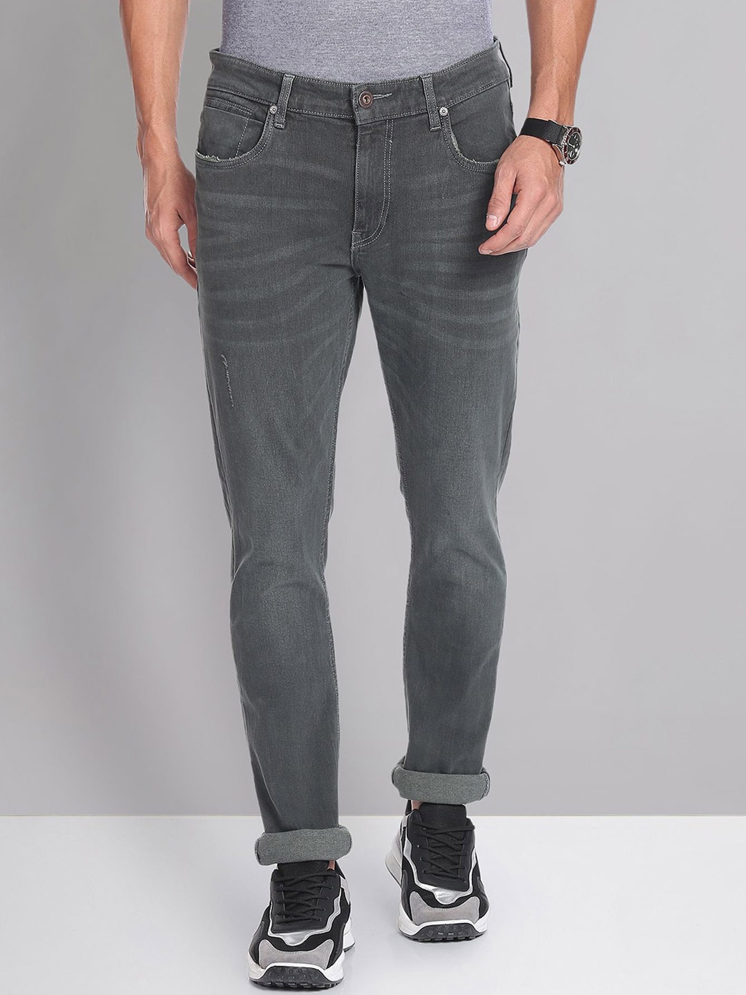 

AD By Arvind Men Slim Fit Low Distress Light Fade Stretchable Jeans, Grey