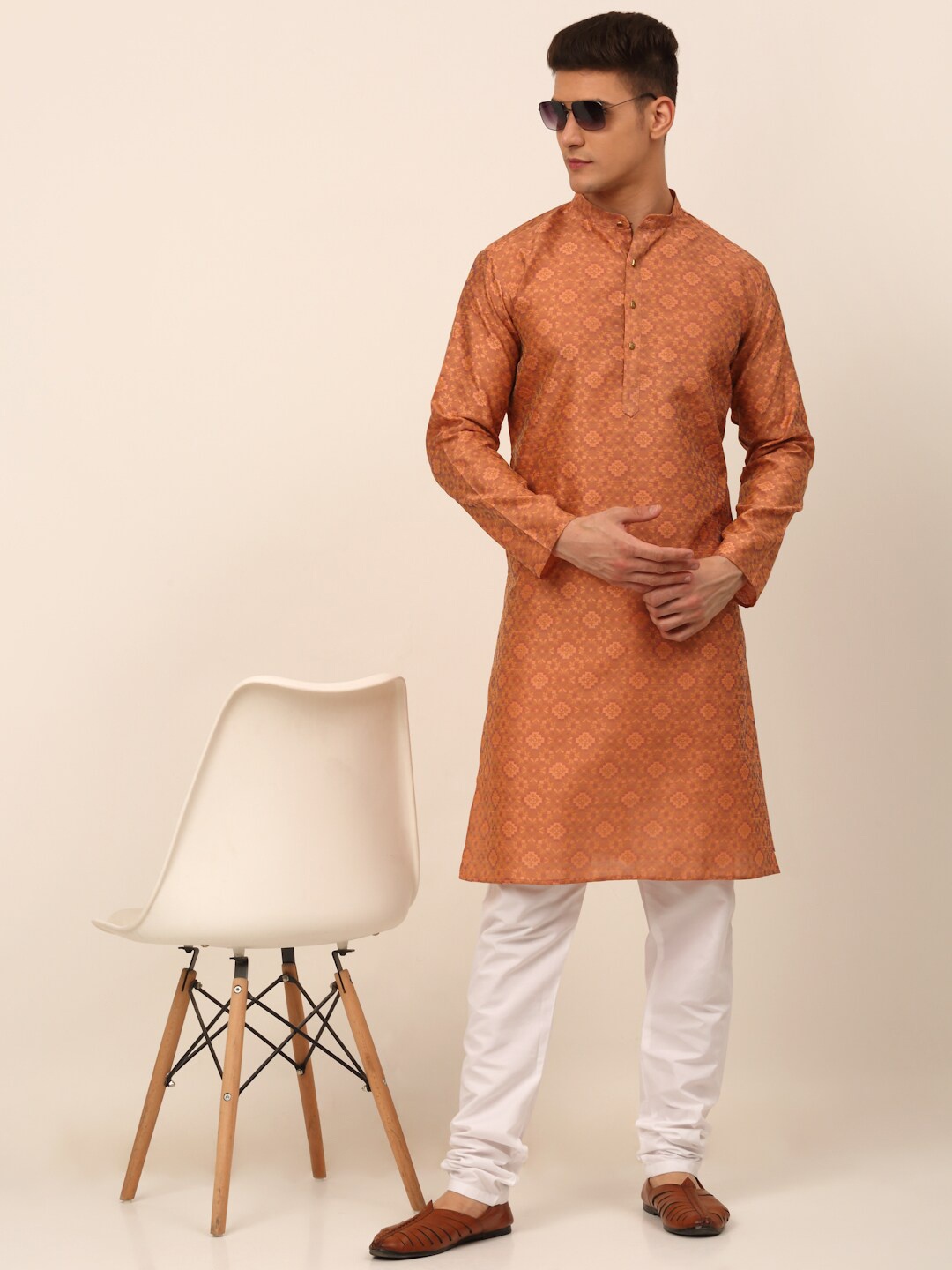 

Jompers Ethnic Motif Printed Kurta With Churidar, Brown