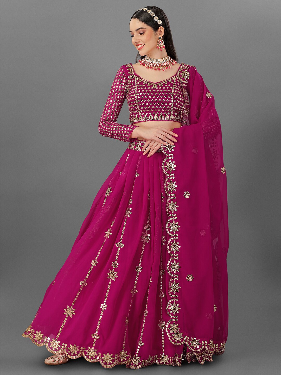 

Angroop Embroidered Semi-Stitched Lehenga & Unstitched Blouse With Dupatta, Fuchsia